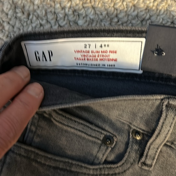 Gap Vintage Slim Mid Rise Jeans - Picture 2 of 5
